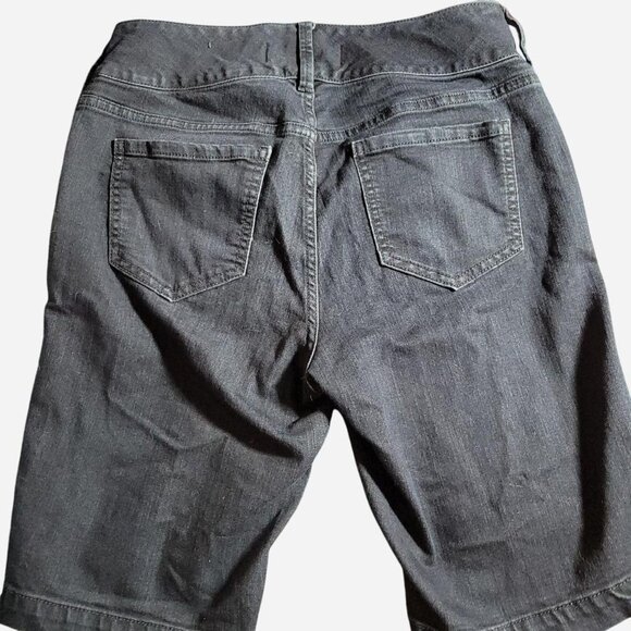 torrid navy blue jegging denim bermuda jean shorts - Picture 2 of 4